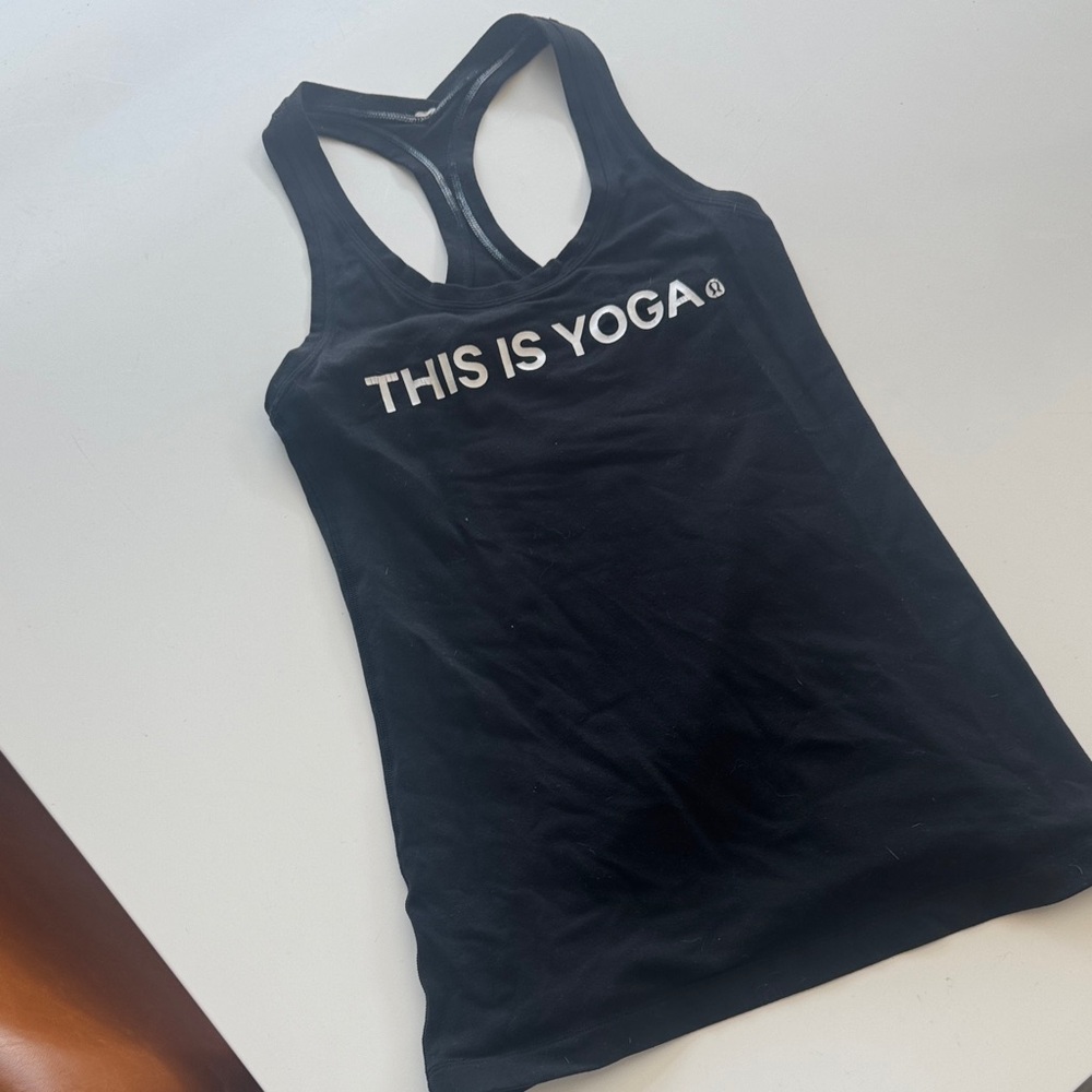 This is yoga lululemon tank top
